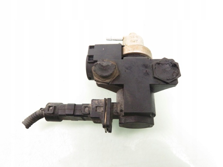 SOUPAPE PRESSION KIA CARENS II 2.0 CRDI 72190315