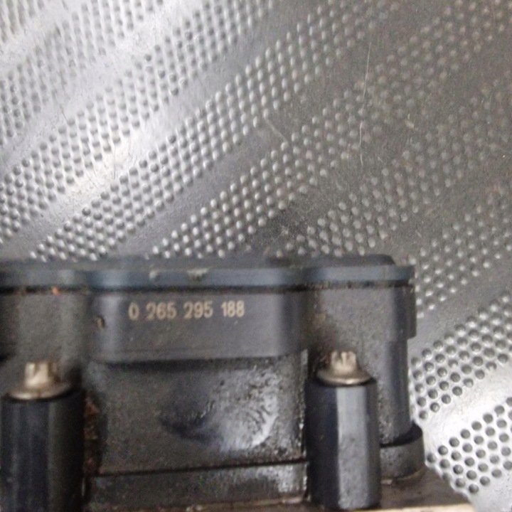 POMPE ABS CONTRÔLEUR PARTENAIRE IV EUROPE 0265956944