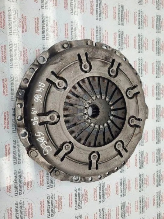 ENSEMBLE ADHÉRENCE AUDI A4 AVANT (8ED, B7) 323072710 1.9L DIESEL 2003