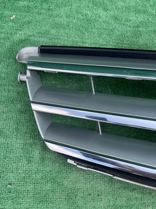 MERCEDES C CLASSE 204 CALANDRE GRILLE INSIGNE ÉTOILE A2048801923