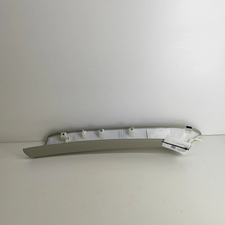 VOLVO XC60 2024 DROITE CÔTÉ PROTECTION MONTANTS VITRES AVANT A