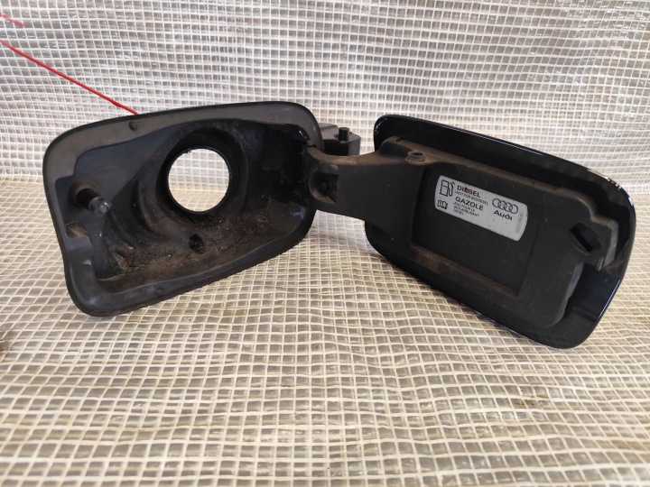 AUDI A3 8V5 8VS 13-20 BERLINE CLAPET GOULOTTE DE REMPLISSAGE CARBURANTS LY8U 8V5809906