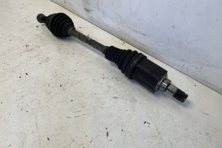DEMI-ARBRE AVANT GAUCHE BMW X5 (E70) 7596911 3.0L DIESEL 180KW 2010