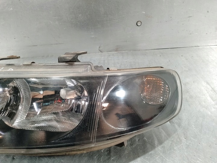 FARO IZQUIERDA PARTE DELANTERA SEAT TOLEDO II 445-1109L 1.6 16V 