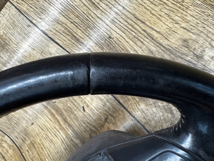 VOLANT SKODA OCTAVIA II CUIR NOIRE MULTIFONCTION 1Z0419091C