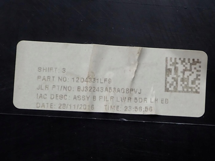 PLASTIQUE PROTECTION MONTANTS GAUCHE BJ32-243A53-A RANGE ROVER EVOQUE L538 17R