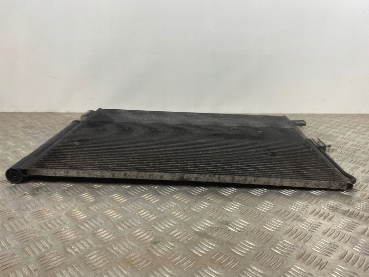2015 JEEP GRAND CHEROKEE RADIATEUR CLIMATISATION S68360065919
