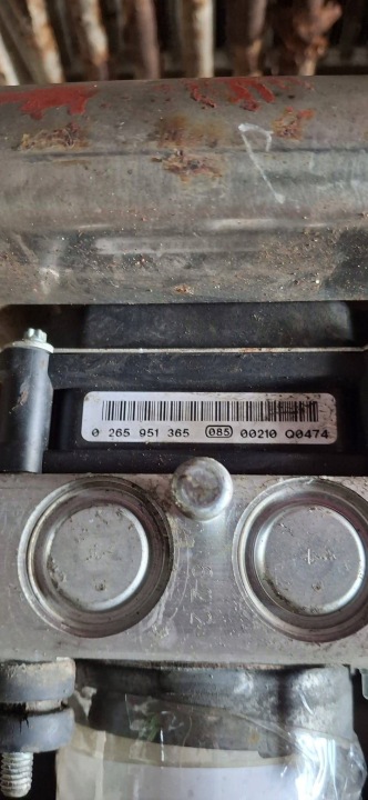 POMPE ABS 0265951365 9661887180 PEUGEOT 807