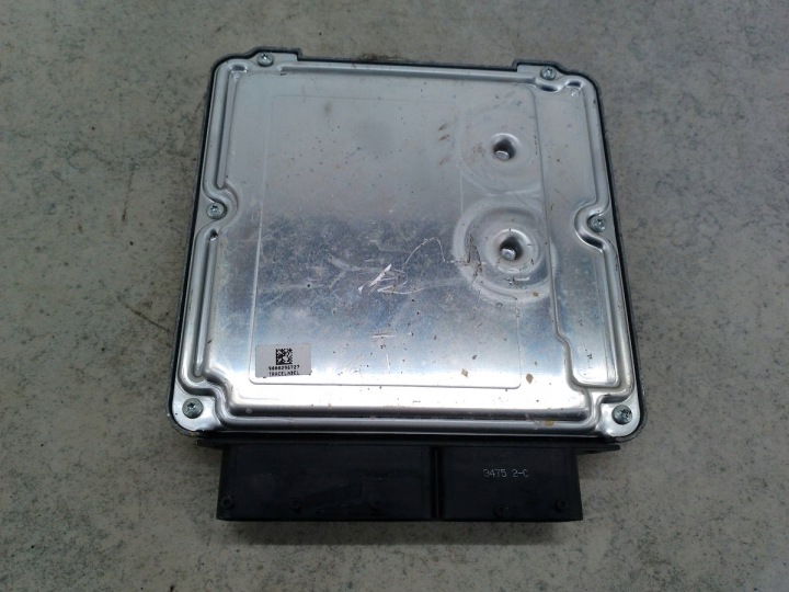 ORDINATEUR CONTRÔLEUR VW CADDY III 03G906016HN 0281012272 2.0 SDI 69KM