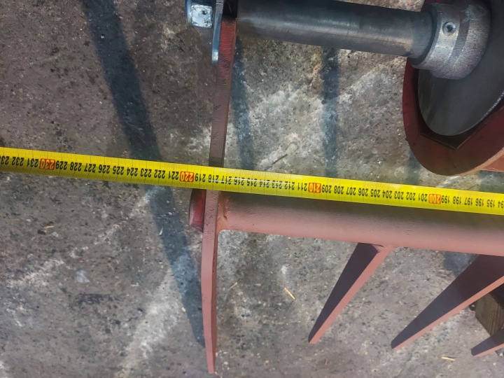 ARBRE DOGNIATAJACY POKOS 180 CM PRESSE LELY WELGER RP545