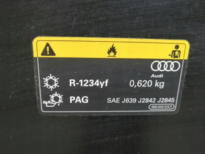 CAPOT AUDI A6 C8 4K HAL 9679