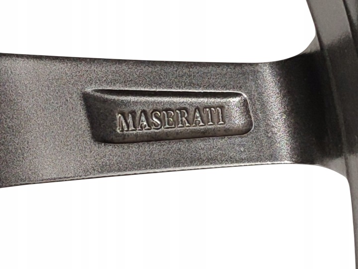JANTE ALUMINIUM 9″ X 21″ 5X114.3 ET 40,5 MASERATI 670044700