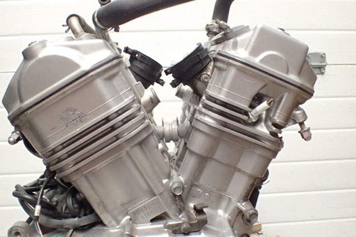 HONDA XRV 750 AFRICA TWIN MOTEUR RD04E 83393 KM VIDÉO