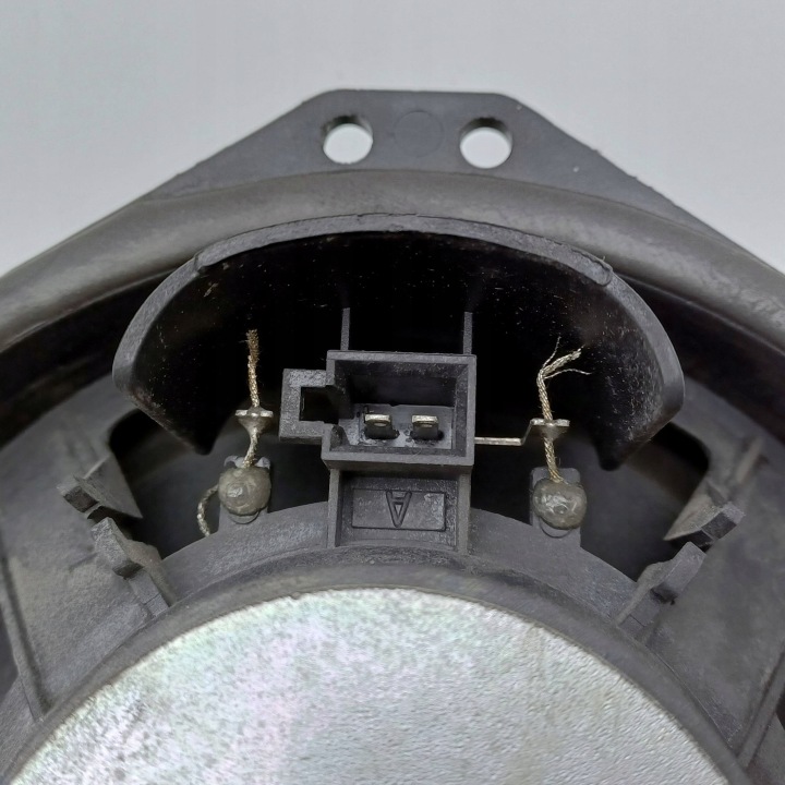 HAUT-PARLEUR DROIT GAUCHE AVANT OPEL VIVARO LIFT 8200874666 NR62