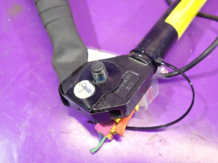 OPEL VECTRA C 05-09 LIFT TENDEUR COURROIE DROIT 13127948F
