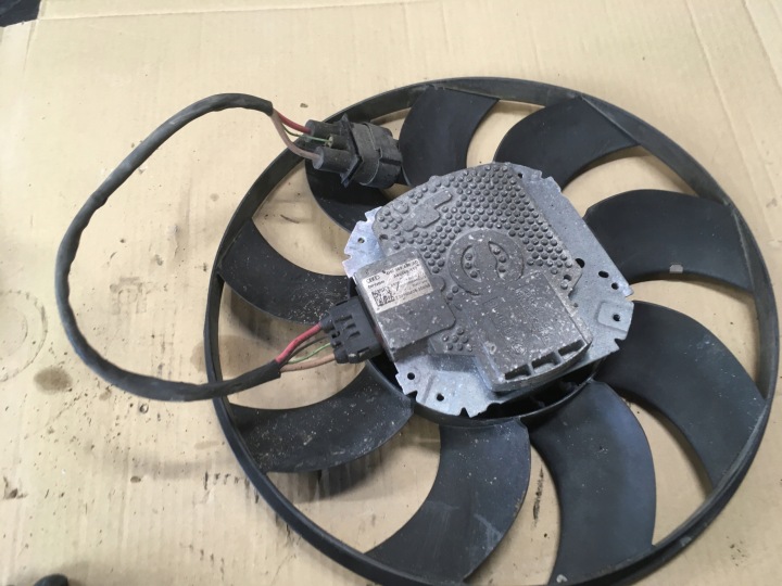 VENTILATEUR DROIT GAUCHE AUDI A6 C7 3.0 TDI LIFT 4H0959455AF 4H0959455AD
