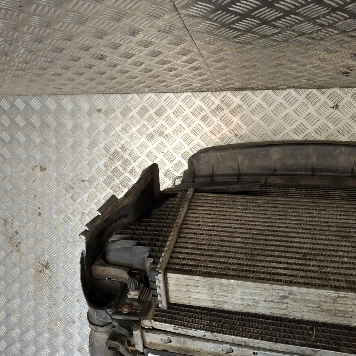 MERCEDES R-KLASA W251 RADIATEUR EAU A2515000803