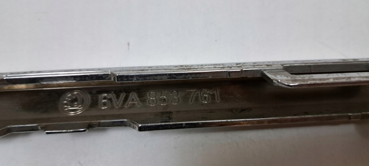 SKODA FABIA IV CALANDRE RADIATEUR CHROME PARE-CHOCS AVANT 6VA853761