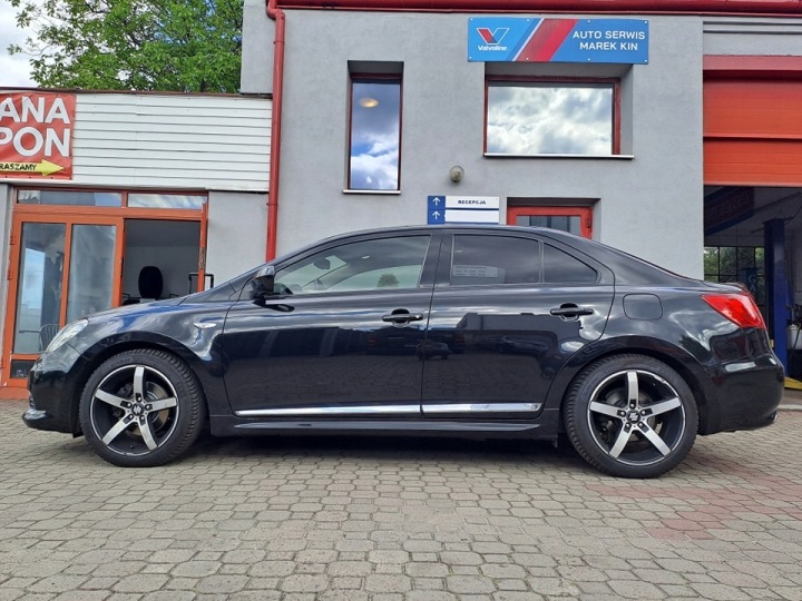 COMPRESSEUR DE CLIMATISATION SUZUKI KIZASHI SUZUKI GRAND VITARA 2.4 95200-76KA1