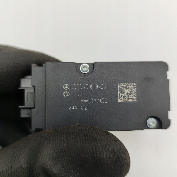 MERCEDES-BENZ C W205 2017 BOUTON COMMUTATEUR FREINS MANUEL
