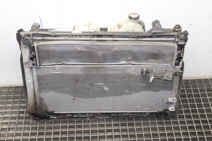 ENSEMBLE RADIATEURS LEXUS IS III (_E3_) 2230006840 2.5L HYBRID 133KW 2015