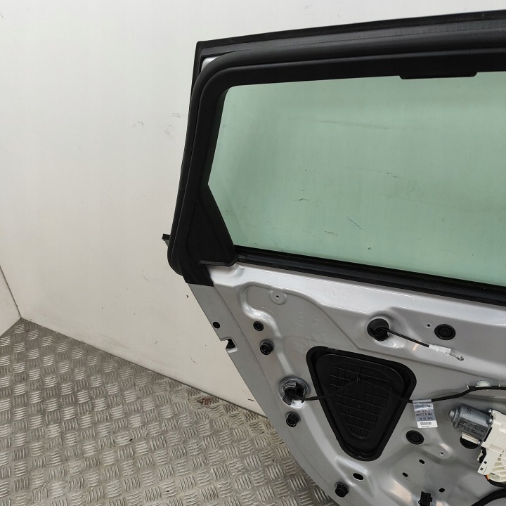AUDI A4 S4 B8 8K 2011 GAUCHE CÔTÉ PORTES ARRIÈRE