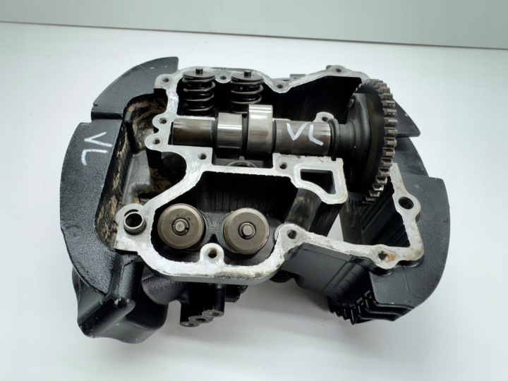 SUZUKI VL 800 VOLUSIA CULASSE COMPLÈTE ARBRE À CAMES