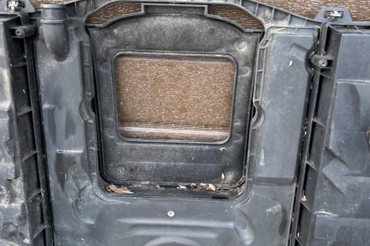SUPÉRIEURE PROTECTION MOTEUR MERCEDES-BENZ E (W211) A2730900201 GASOLINE 2009