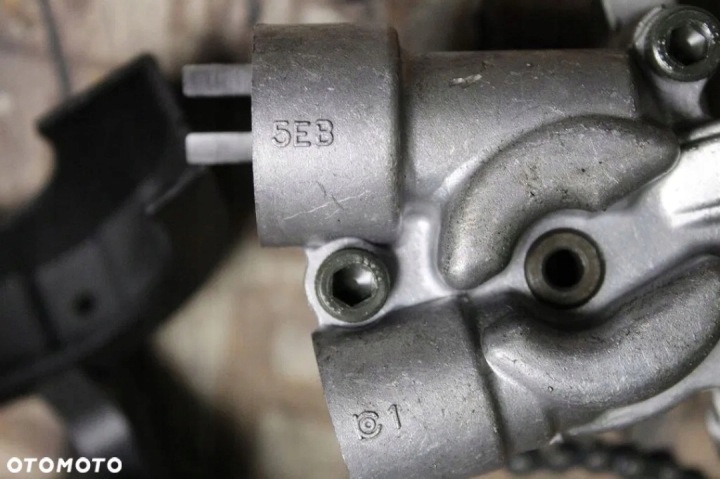 POMPE HUILES ADMISSION YZF R6 2004R. 5SL