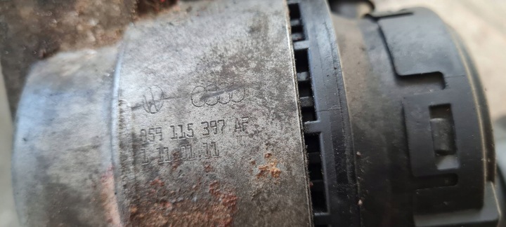A6 C6 LIFT PODSTAFA FILTRE HUILES 3.0 TDI 059115397AF A4 B7 B8 A5 Q5 Q7 4L