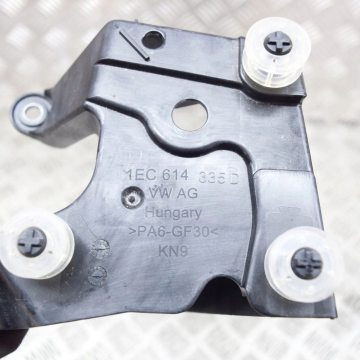VOLKSWAGEN ID.3 2020 POIGNÉE FIXATION POMPES ABS