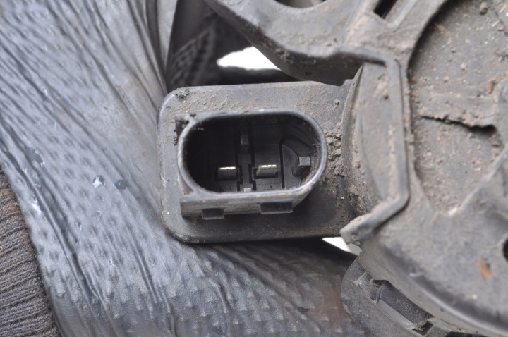 VOLVO XC90 II XC60 ÉTRIER DE FREIN DE FREIN GAUCHE ARRIÈRE ARRIÈRE 31687554 31471267