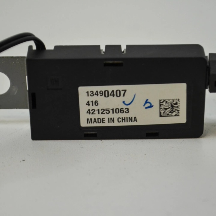 AMPLIFICATEUR D'ANTENNE CHEVROLET CAMARO 13490407 13706295 2.0L 202KW 2017