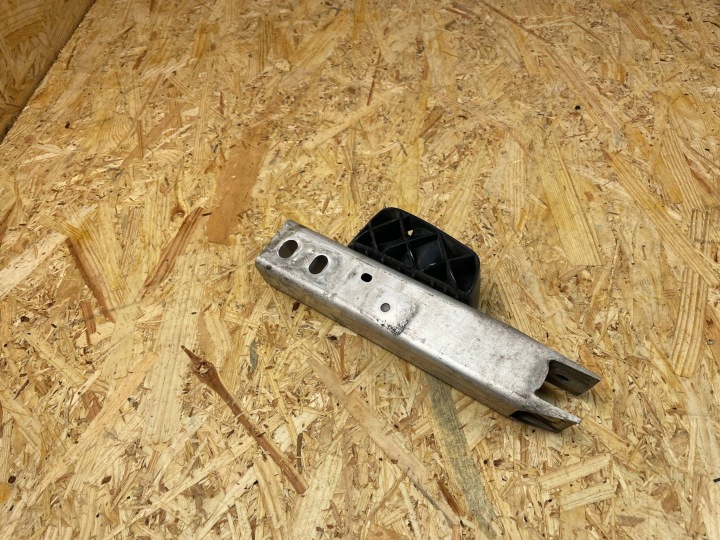 ADAPTATEUR ZONES DE DÉFORMATION INFÉRIEURE DROITE BMW 3 G20 G21 9478578