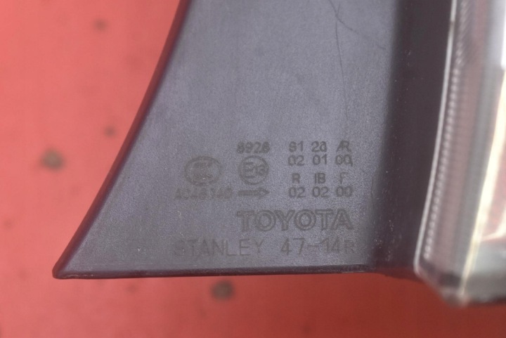 PHARE DROITE ARRIÈRE ARRIÈRE 47-14R TOYOTA PRIUS 2 II XW20 LIFT 05-11