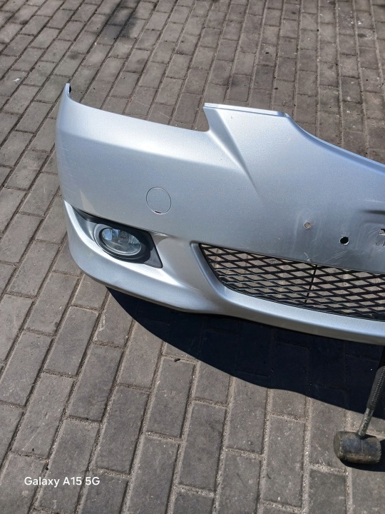 PARE-CHOCS AVANT EN BON ÉTAT ÉTAT MAZDA 3 BK COULEUR 22V ARGENTÉ