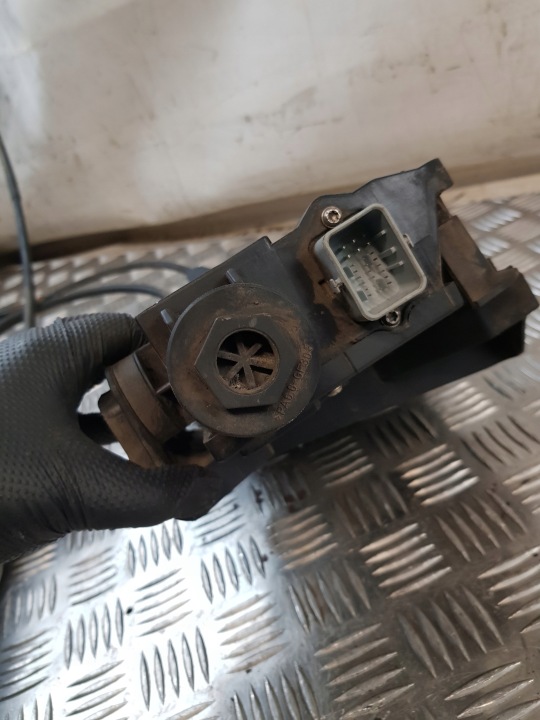 FREIN À MAIN ÉLECTRIQUE 8200343471 RENAULT SCENIC II 03R- EUROPE