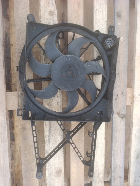 VENTILATEUR RADIATEUR OPEL ASTRA H III ZAFIRA B 1.6 B 13205941 0130303986