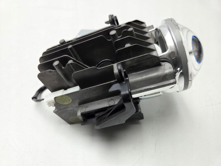 SUBARU OUTBACK V CONVERTISSEUR LED LENTILLE 84967AL060
