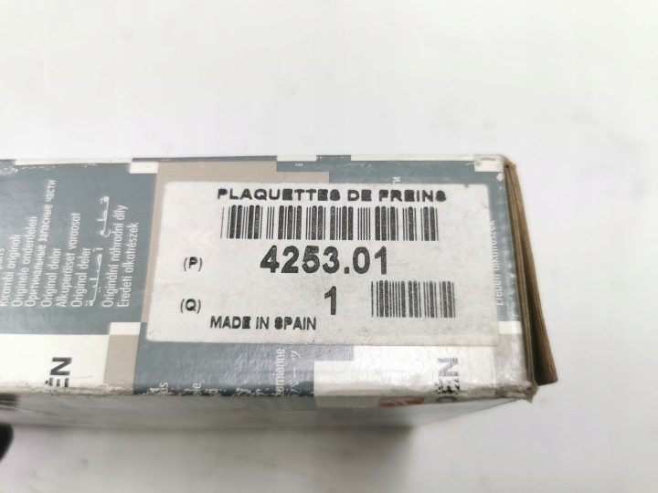 PLAQUETTES FREIN AVANT CITROEN XANTIA XM OE 4253.01