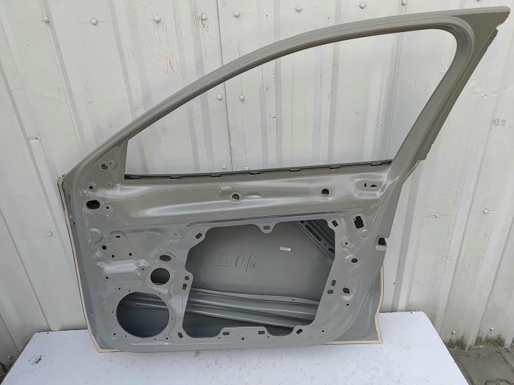 VOLKSWAGEN PASSAT B9 24- PORTES DROIT AVANT NOUVEAU OE 5871