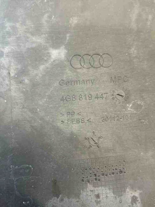 PLASTYK ESSUIE-GLACES AVANT AUDI A6 ALLROAD (4GH, 4GJ) 4G8819447 2.97L