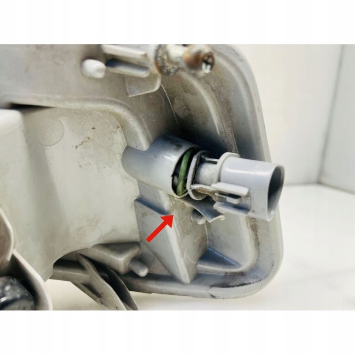 PHARE ANTIBROUILLARD AVANT HYUNDAI SANTA FE 922022W110