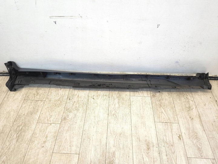 X-TRAIL III T32 17R MOULURE SEUIL GAUCHE SUR SEUIL GAUCHE REVÊTEMENT 768514CE0A