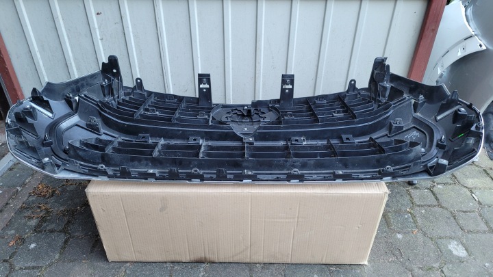 GRILLE CALANDRE TOYOTA HILUX VIII LIFT 2020- GRILLE PARE-CHOCS CALANDRE HILUX VIII