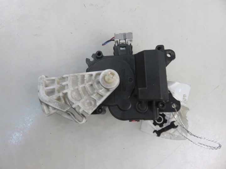 MOTOR TAPAS DE VENTILACIÓN TOYOTA RAV 4 3 063800-0180 