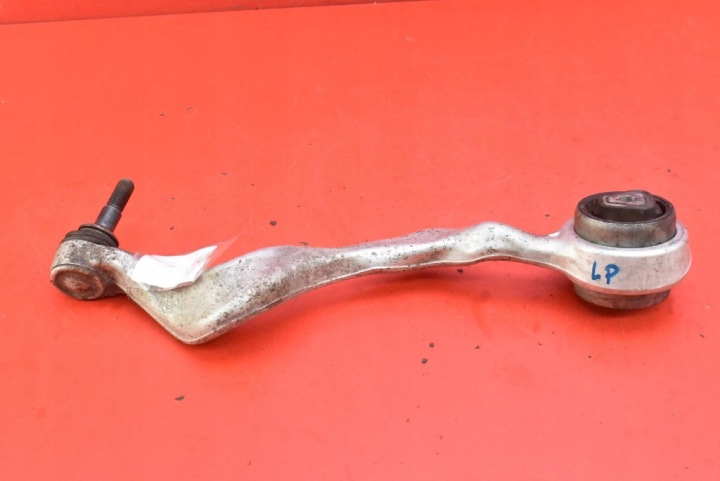 BRAS DE SUSPENSION GAUCHE AVANT INFÉRIEUR M-S0672 BMW E90 E91 2.0 D 163 KM 04-10