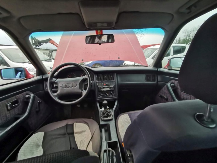 AUDI 80 FIL AMPLIFICATEUR CAOUTCHOUC 1994 1.9L