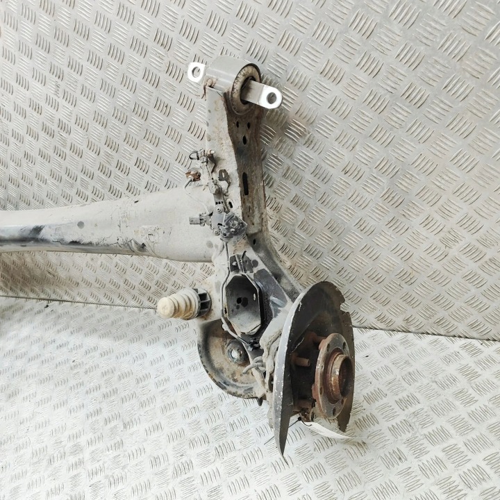 ARRIÈRE PONT PEUGEOT 308 SW II 9827421180 33475223 1.5L 96KW 2019