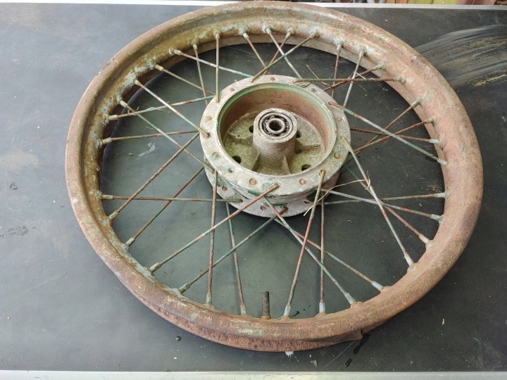 MOTOCYCLETTE WSK 125 KOLO MOYEU JANTE 18 ÉTRIERS ARRIÈRE ARRIÈRE ORIGINAL PRL